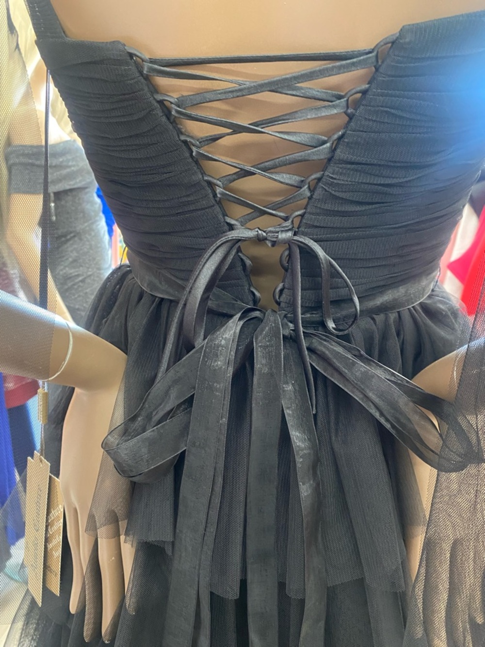 Prom dress - Picture 3 of 9